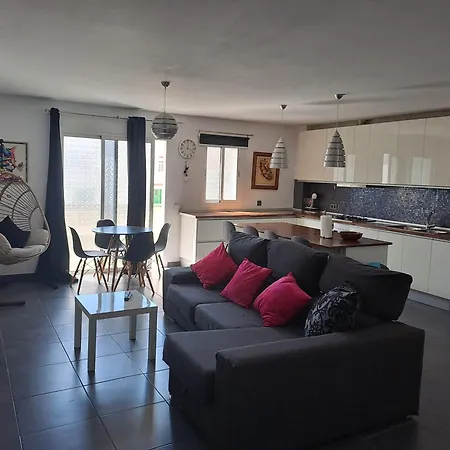 Bright Agaete (Gran Canaria)