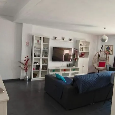 شقة Bright أَغايتي